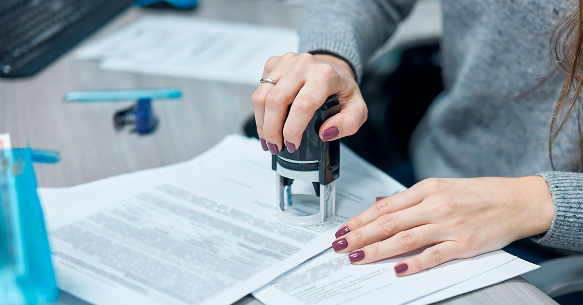 Pratiche auto - documenti e timbri ufficiali